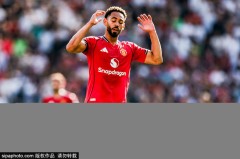 拉门斯：希望帮曼联重回争冠水平，曼联自带的气场就令人震撼