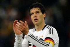 巴拉克：孔帕尼的失误率偏低，理论上桑乔适合斯图加特