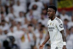 维尼修斯道歉为何不提阿隆索？皇马将帅矛盾持续升级