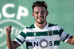 退出法国籍！高洪波首次成功运作法甲MVP中卫归化入籍，国安队砸重金让他加盟