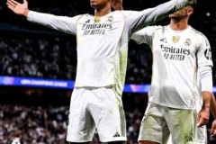 3-0到4-0！拜仁欧冠狂飙夜惊现38分钟1球杀神，皇马1-0暗藏玄机