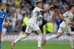 2：1！不怵2场红牌，姆巴佩双响+追平穆勒，皇马逆转收获欧冠开门红