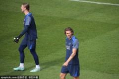 巴黎圣日耳曼迎战欧塞尔，法甲第六轮看点全解析